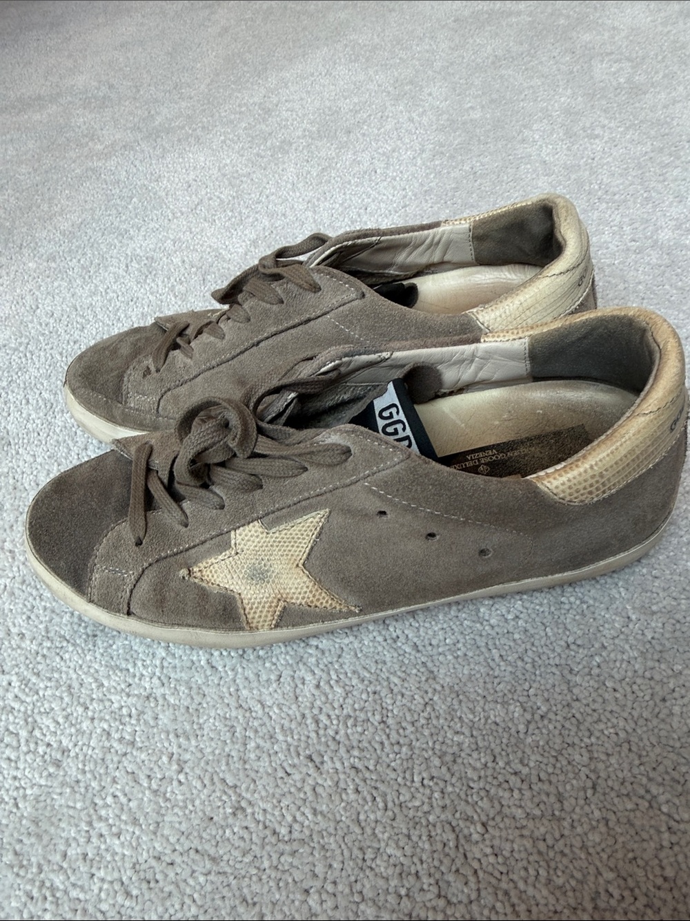 Golden Goose Suede Star Sneakers in grey & Cream